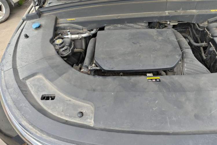 Used Li Auto L7 2024 Ultra Model Engine Bay Right