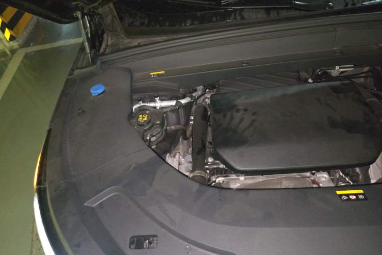 Used Li Auto L7 2024 MAX Model Engine Bay Right