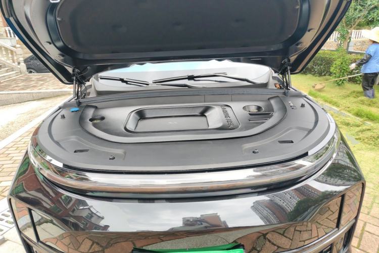 Used Li Auto L7 2024 Pro Model Engine Bay