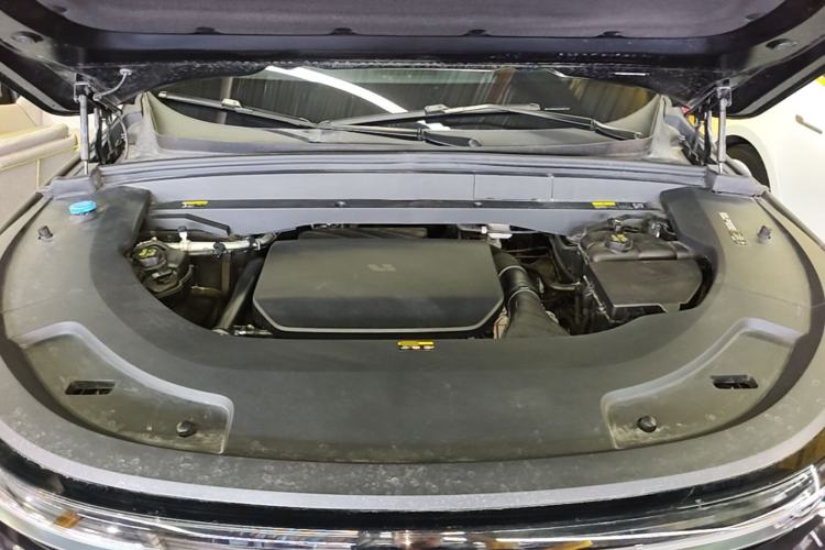 Used Li Auto L7 2024 MAX Model Engine Bay