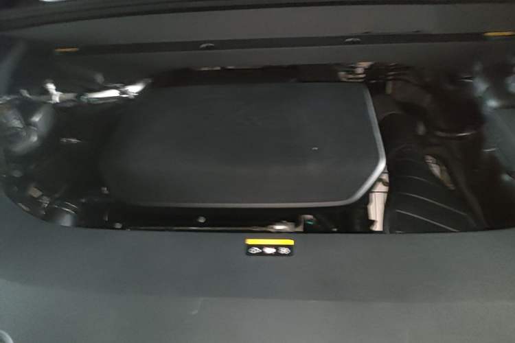 Used Li Auto L7 2024 Pro Model Engine Bay