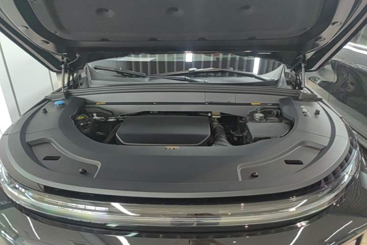 Used Li Auto L7 2024 MAX Model Engine Bay