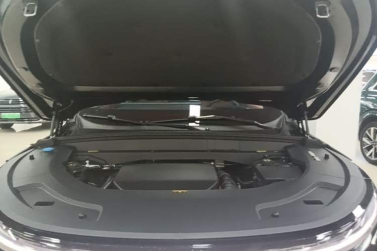 Used Li Auto L7 2024 MAX Model Engine Bay