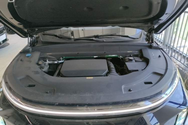 Used Li Auto L7 2024 Ultra Model Engine Bay