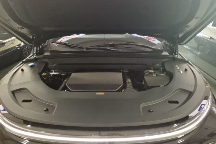 Used Li Auto L7 2024 MAX Model Engine Bay