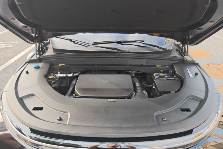 Used Li Auto L7 2024 MAX Model Engine Bay