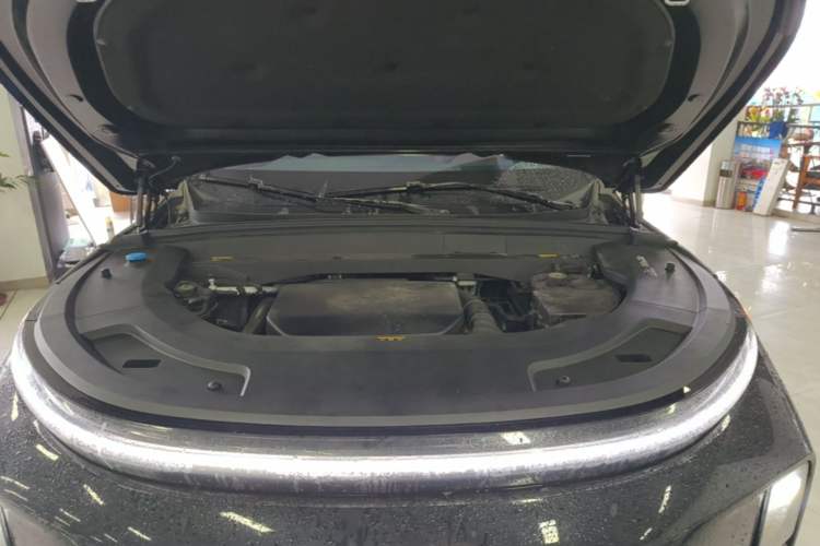Used Li Auto L7 2024 Ultra Model Engine Bay
