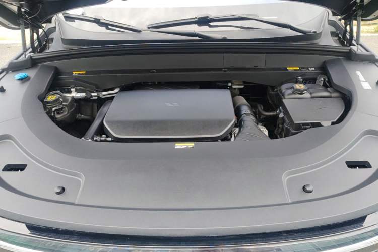 Used Li Auto L7 2024 MAX Model Engine Bay