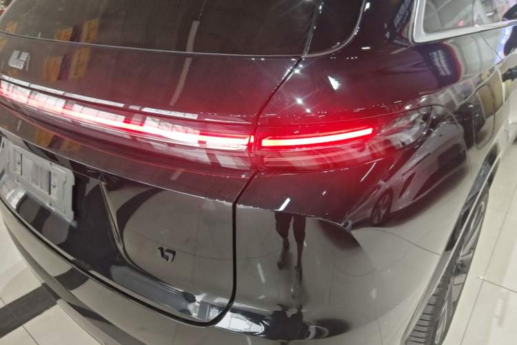 Used Li Auto L7 2024 Ultra Model Exterior 3