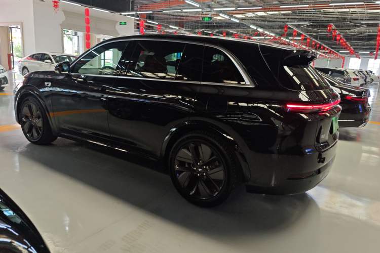Used Li Auto L7 2024 MAX Model Exterior 3