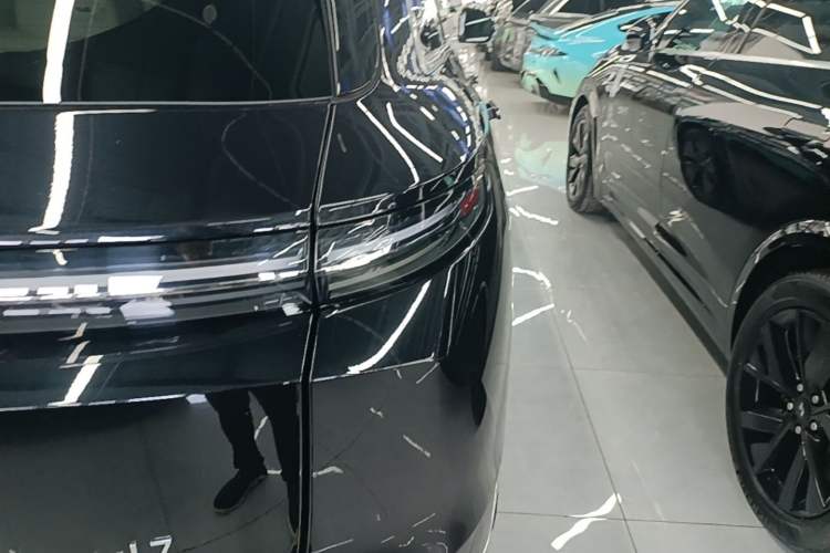 Used Li Auto L7 2024 Pro Model Exterior 3