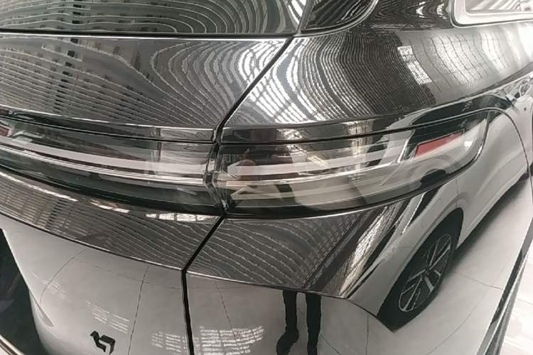 Used Li Auto L7 2024 Pro Model Exterior 3