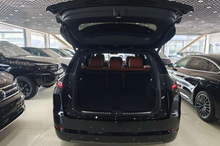 Used Li Auto L7 2024 MAX Model Exterior 4