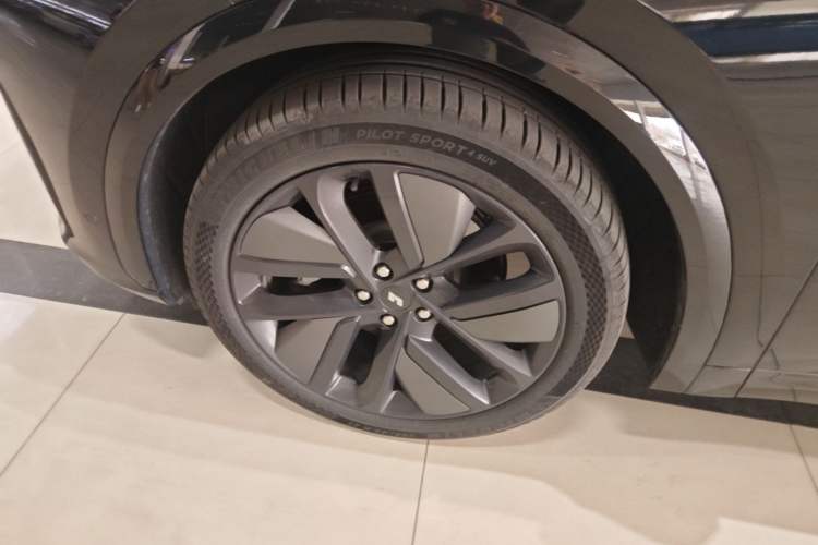 Used Li Auto L7 2024 Ultra Model Exterior 4