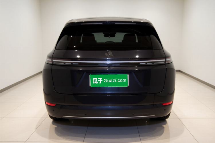 Used Li Auto L7 2024 Pro Model Exterior 4