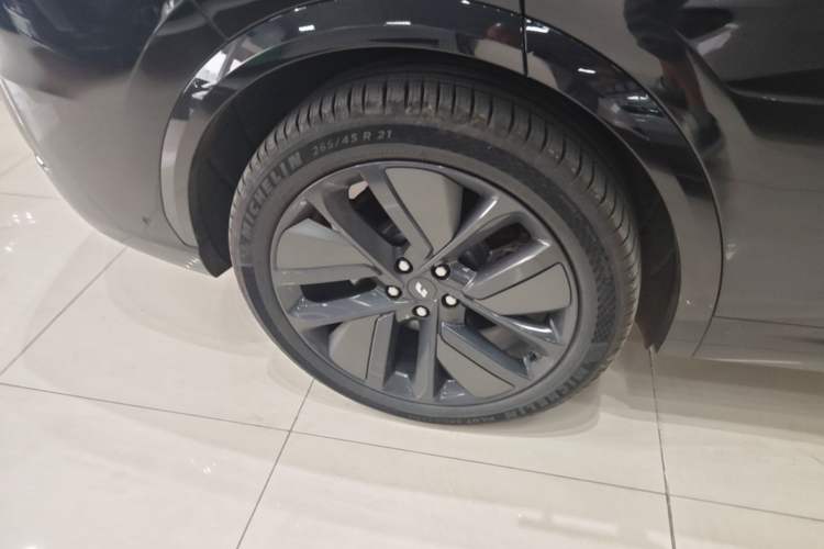 Used Li Auto L7 2024 Ultra Model Exterior 5