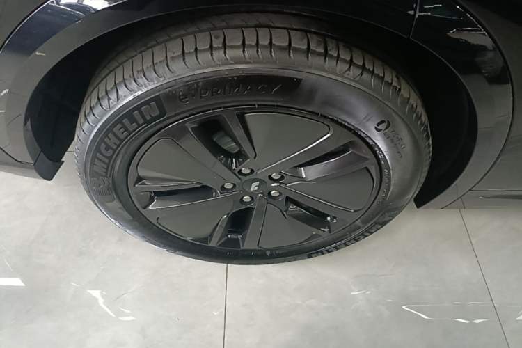 Used Li Auto L7 2024 Pro Model Exterior 5