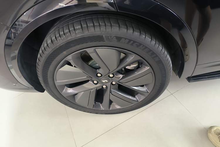 Used Li Auto L7 2024 Ultra Model Exterior 5
