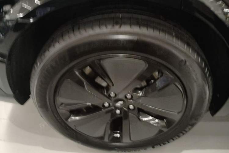Used Li Auto L7 2024 MAX Model Exterior 5