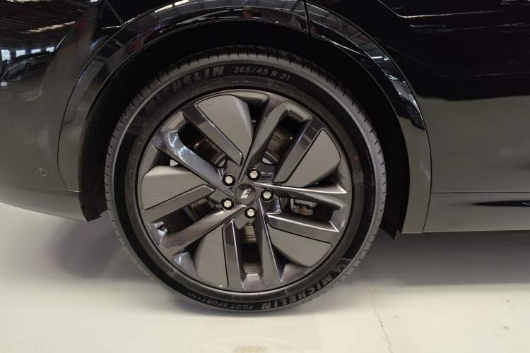 Used Li Auto L7 2024 MAX Model Exterior 8