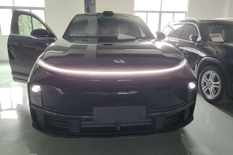 Used Li Auto L7 2024 MAX Model Front