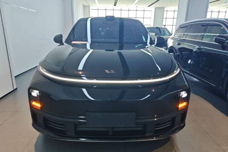 Used Li Auto L7 2024 MAX Model Front