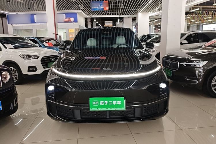 Used Li Auto L7 2024 MAX Model Front