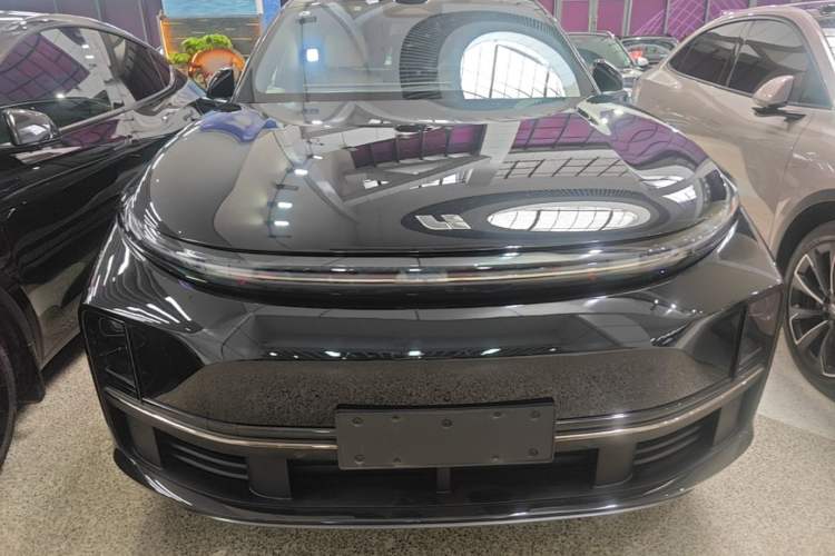 Used Li Auto L7 2024 MAX Model Front