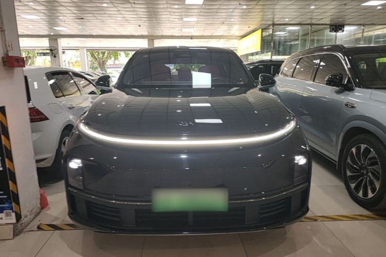 Used Li Auto L7 2024 Pro Model Front