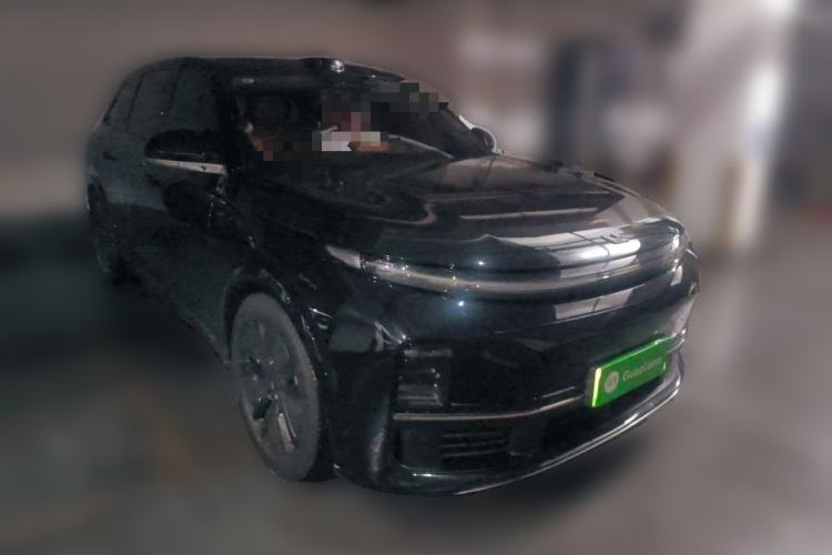 Used Li Auto L7 2024 MAX Model Front Right 45 Deg
