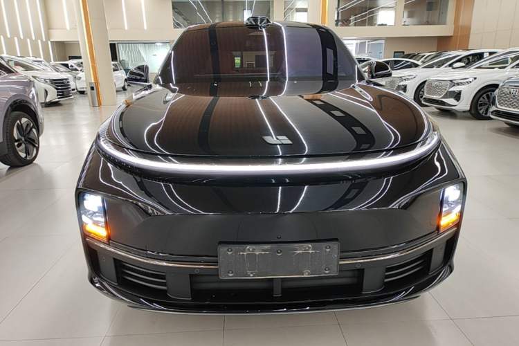 Used Li Auto L7 2024 Pro Model Front