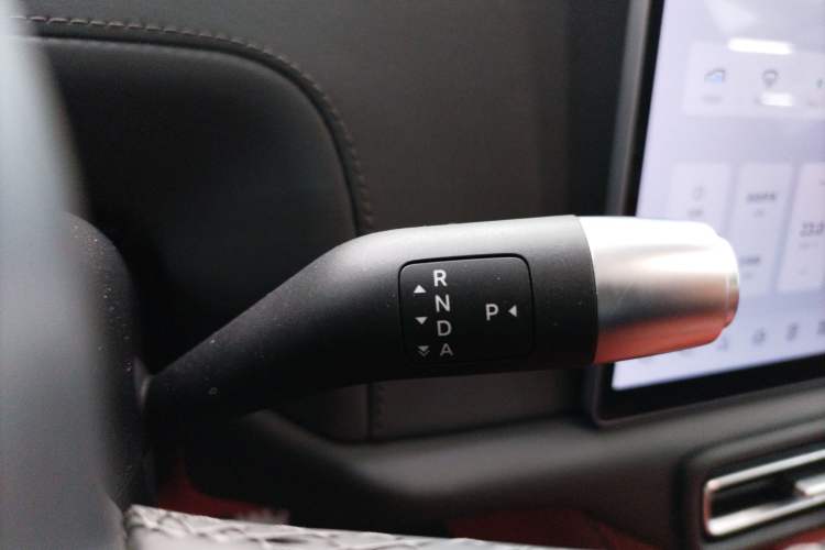 Used Li Auto L7 2024 MAX Model Gear Lever