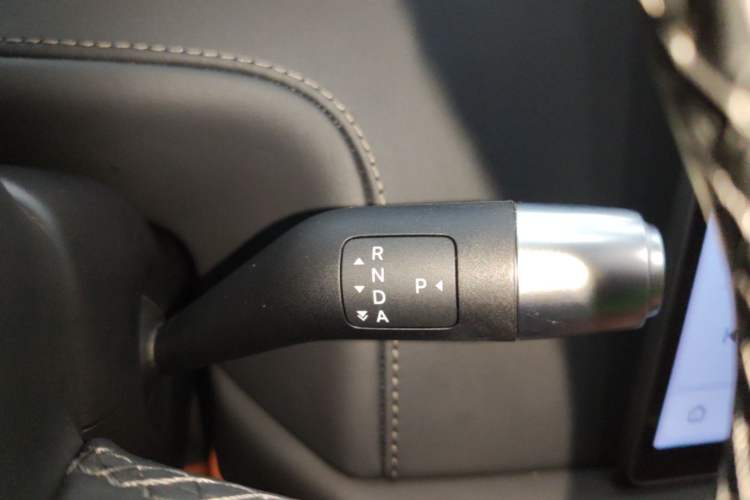 Used Li Auto L7 2024 MAX Model Gear Lever