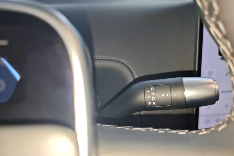 Used Li Auto L7 2024 MAX Model Gear Lever