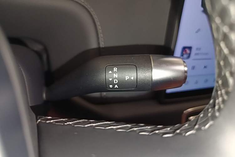 Used Li Auto L7 2024 MAX Model Gear Lever