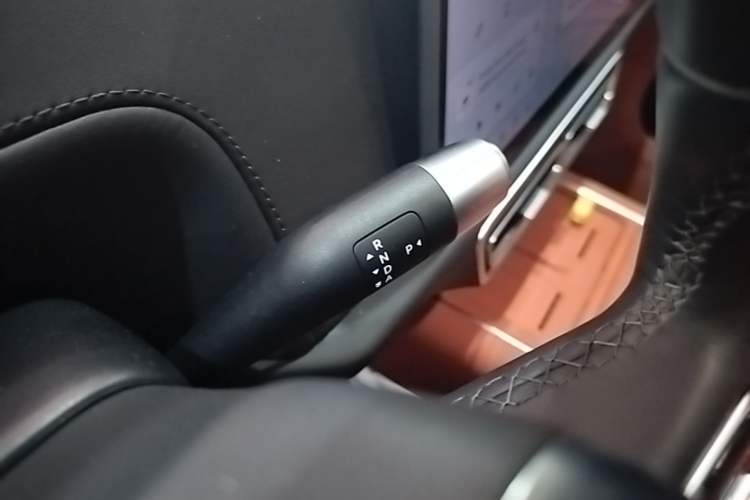 Used Li Auto L7 2024 MAX Model Gear Lever