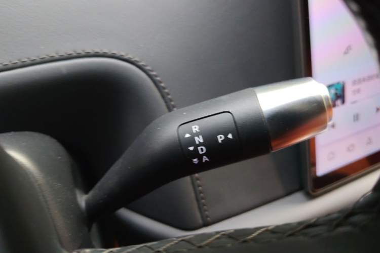 Used Li Auto L7 2024 MAX Model Gear Lever