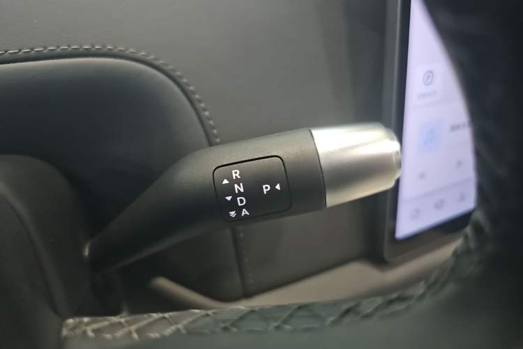 Used Li Auto L7 2024 MAX Model Gear Lever