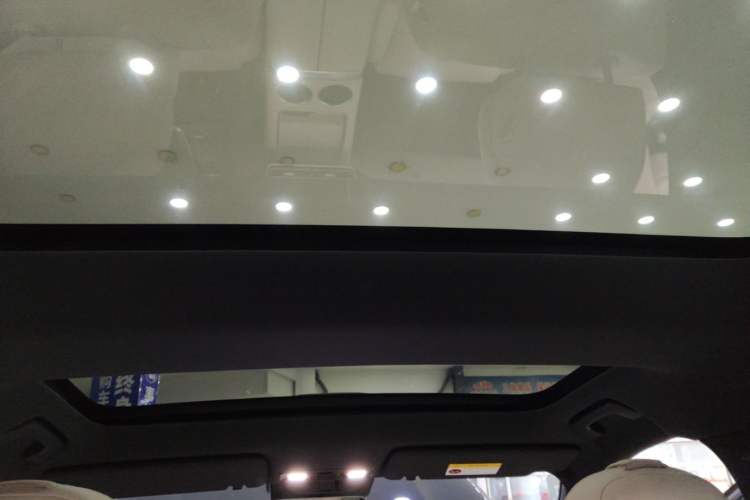 Used Li Auto L7 2024 MAX Model Headliner