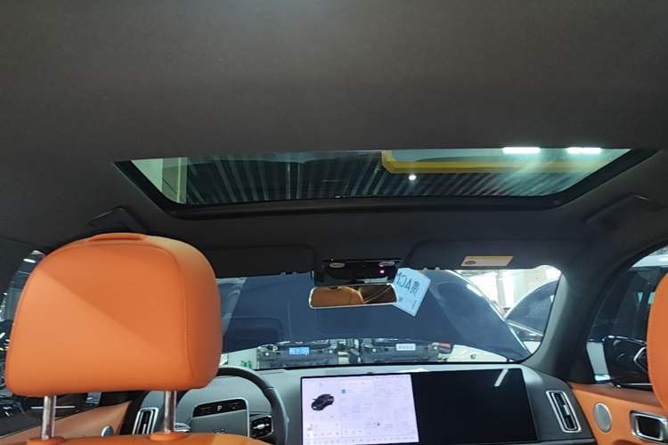 Used Li Auto L7 2024 MAX Model Headliner