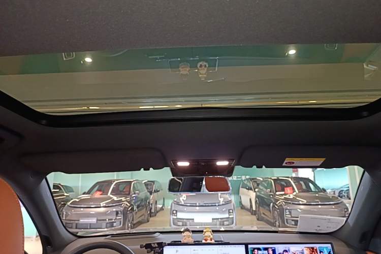Used Li Auto L7 2024 MAX Model Headliner