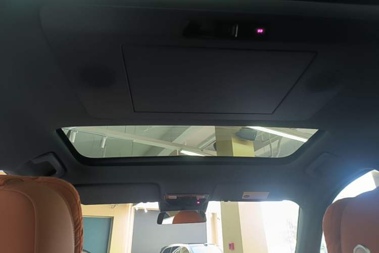 Used Li Auto L7 2024 Ultra Model Headliner