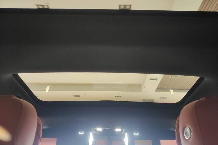 Used Li Auto L7 2024 MAX Model Headliner
