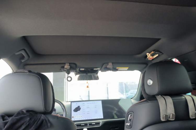 Used Li Auto L7 2024 MAX Model Headliner