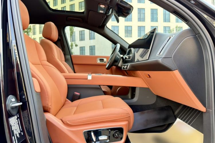 Used Li Auto L7 2024 MAX Model Interior 1