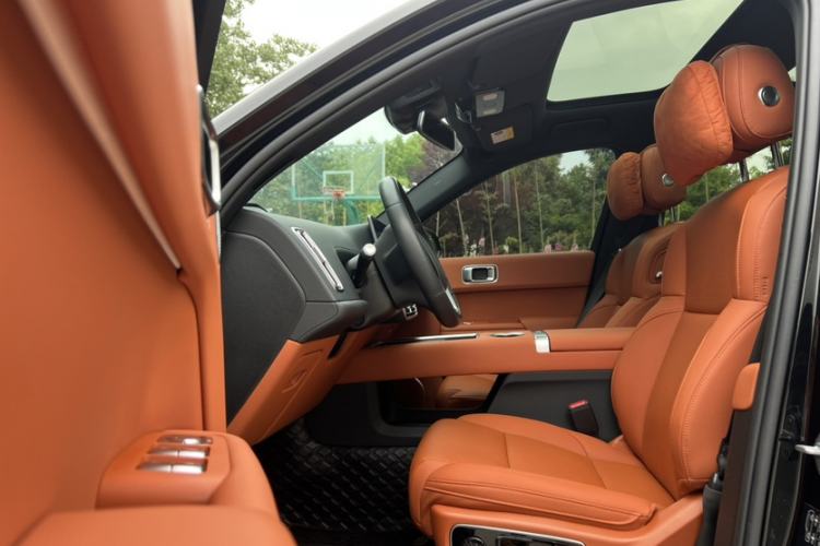 Used Li Auto L7 2024 MAX Model Interior 1