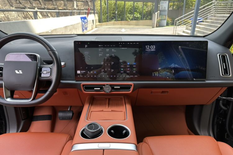 Used Li Auto L7 2024 Pro Model Interior 1