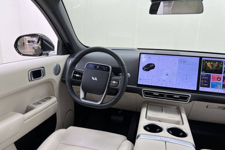 Used Li Auto L7 2024 MAX Model Interior 13