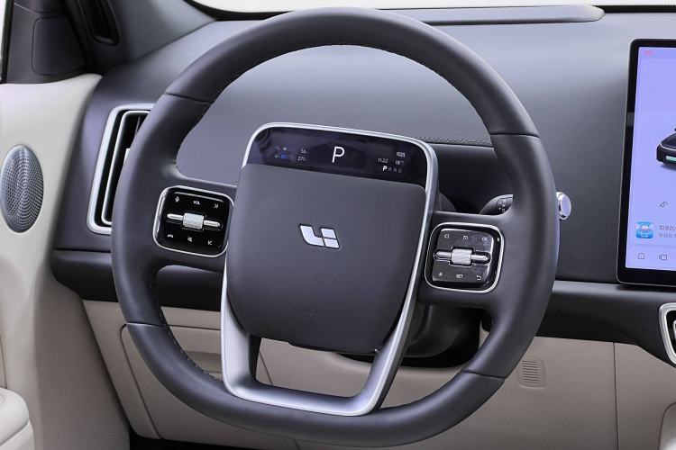 Used Li Auto L7 2024 MAX Model Interior 15