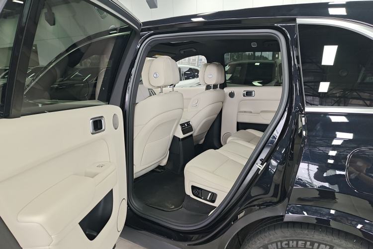 Used Li Auto L7 2024 MAX Model Interior 2